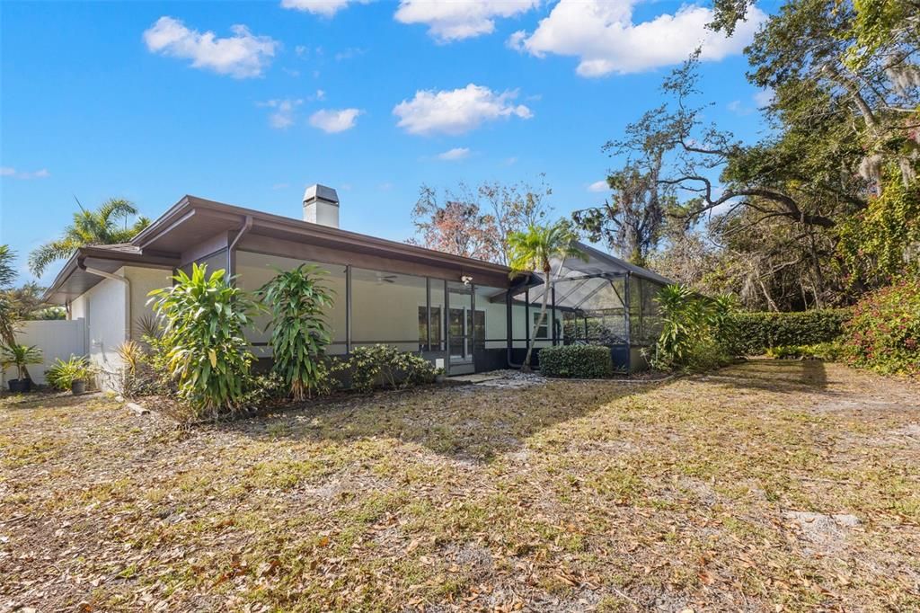 Activo con contrato: $595,000 (3 camas, 2 baños, 1796 Pies cuadrados)