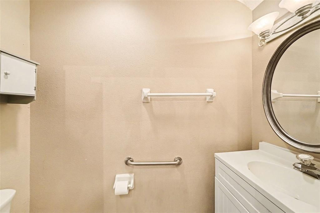 На продажу: $347,999 (3 спален, 2 ванн, 1792 Квадратных фут)