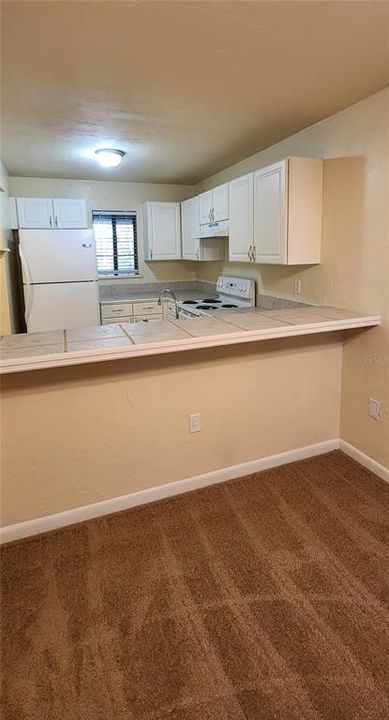 For Rent: $1,200 (2 beds, 2 baths, 874 Square Feet)