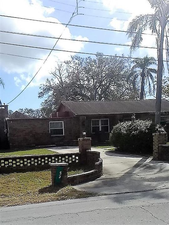 For Rent: $2,850 (3 beds, 2 baths, 1332 Square Feet)