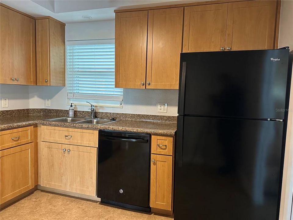 В аренду: $1,575 (2 спален, 2 ванн, 1400 Квадратных фут)