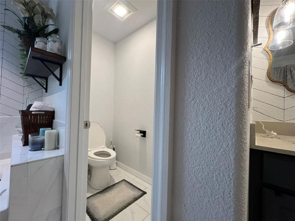 En Venta: $585,000 (3 camas, 2 baños, 2327 Pies cuadrados)