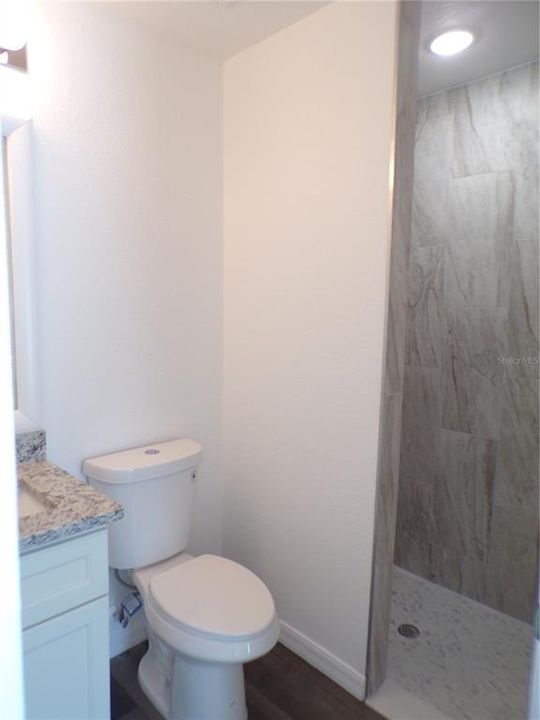 В аренду: $1,800 (3 спален, 2 ванн, 1283 Квадратных фут)