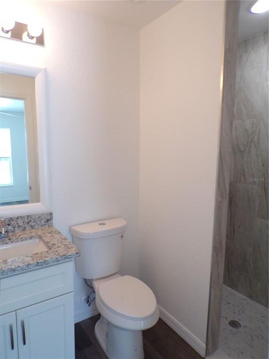 В аренду: $1,800 (3 спален, 2 ванн, 1283 Квадратных фут)