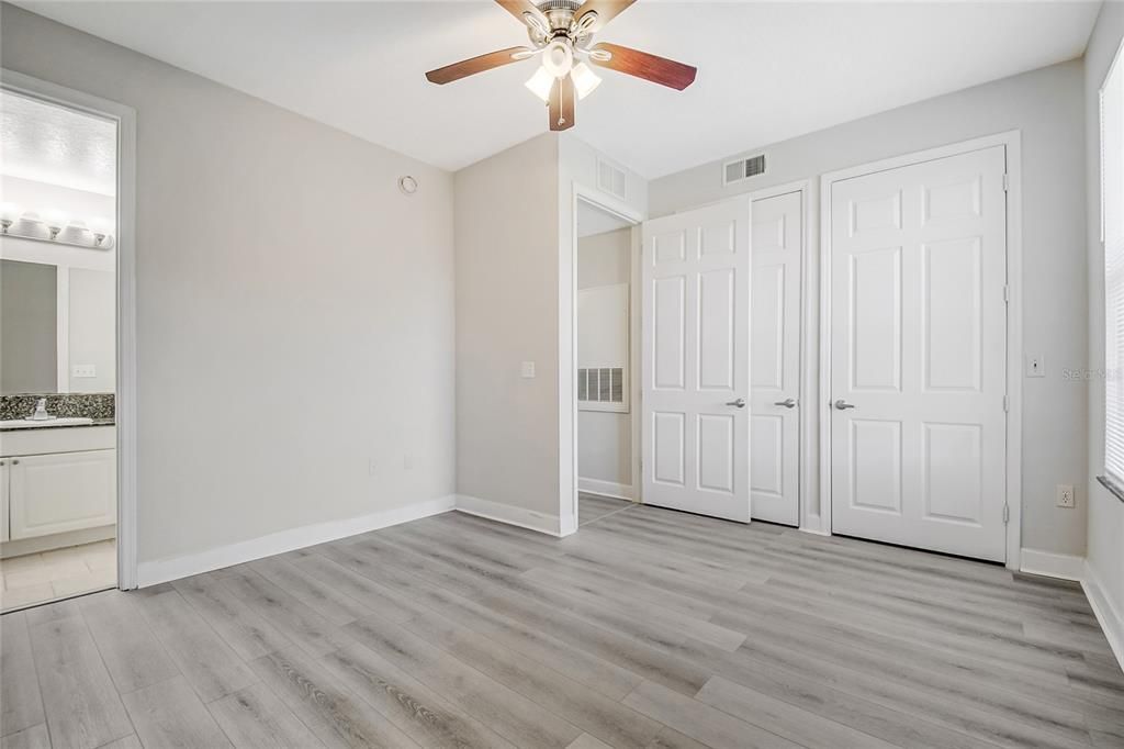 For Sale: $249,000 (3 beds, 2 baths, 1512 Square Feet)