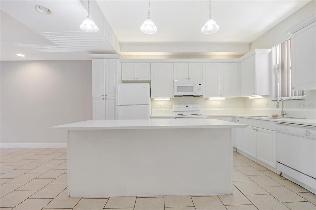 For Sale: $249,000 (3 beds, 2 baths, 1512 Square Feet)