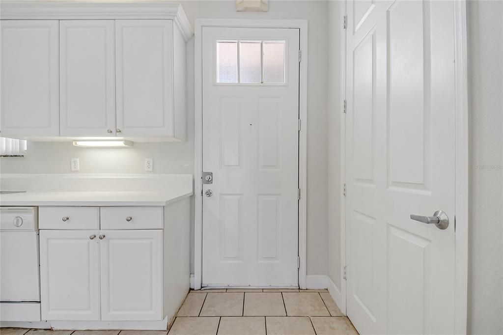For Sale: $249,000 (3 beds, 2 baths, 1512 Square Feet)