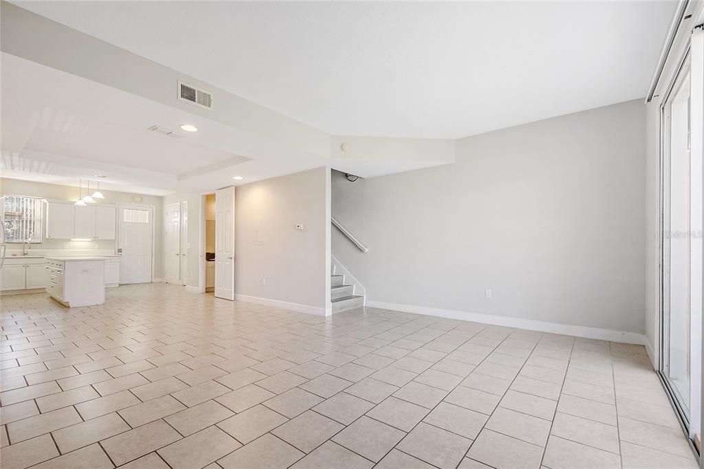For Sale: $249,000 (3 beds, 2 baths, 1512 Square Feet)