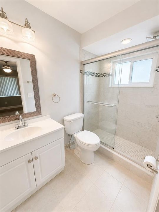 Activo con contrato: $424,900 (2 camas, 2 baños, 1422 Pies cuadrados)