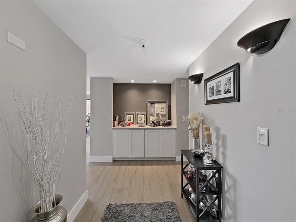 For Sale: $499,990 (2 beds, 2 baths, 1400 Square Feet)