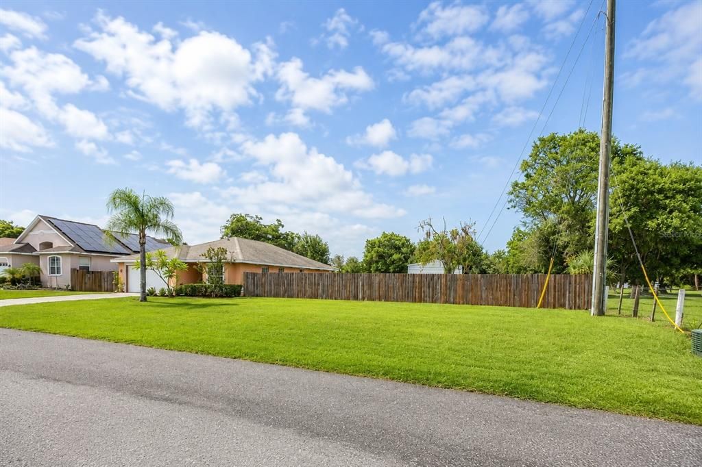 На продажу: $349,900 (3 спален, 2 ванн, 1808 Квадратных фут)