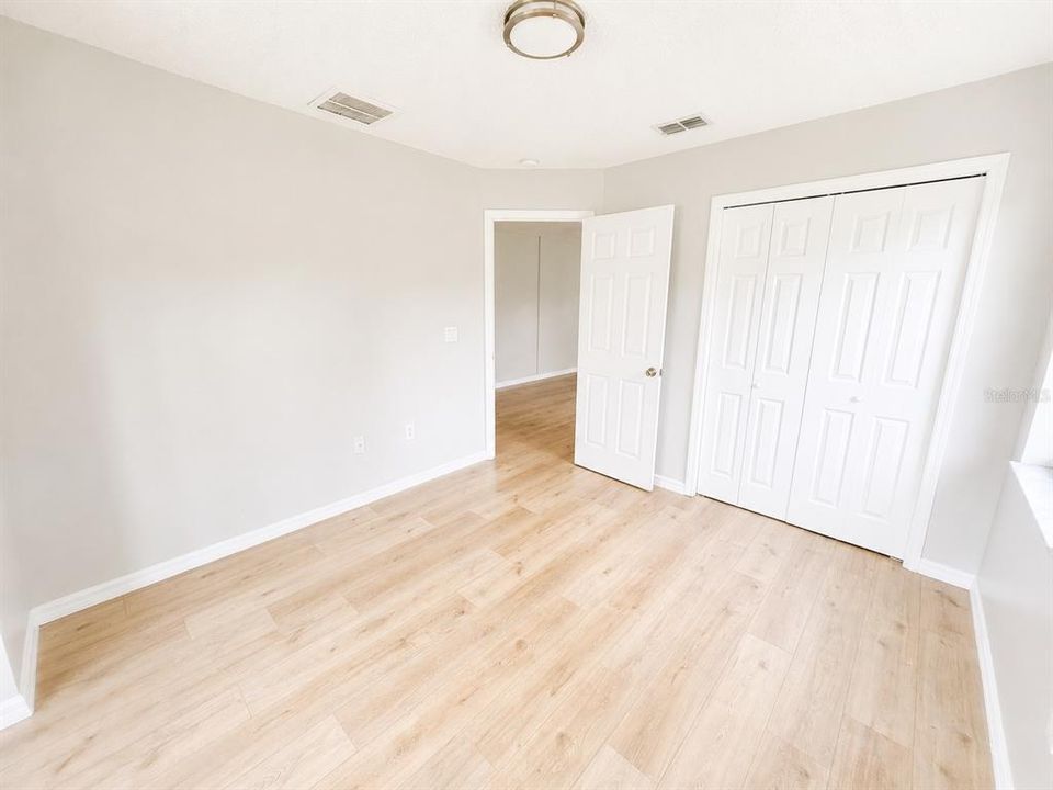 На продажу: $349,900 (3 спален, 2 ванн, 1808 Квадратных фут)