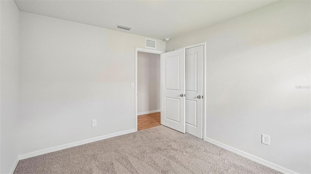 For Sale: $329,000 (5 beds, 2 baths, 1739 Square Feet)