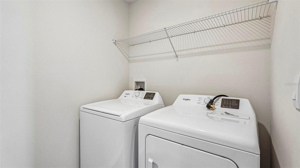 For Sale: $329,000 (5 beds, 2 baths, 1739 Square Feet)