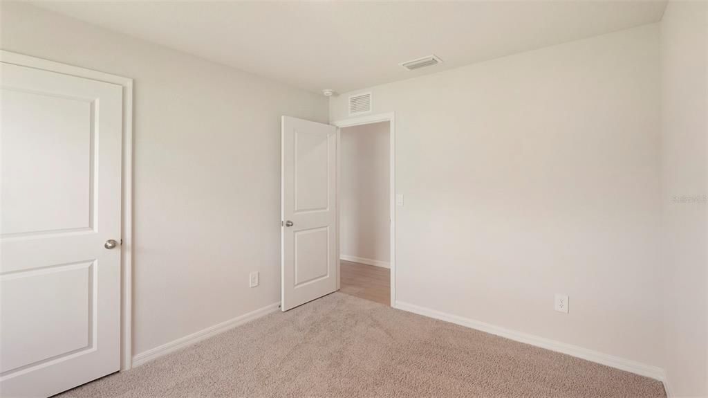 For Sale: $329,000 (5 beds, 2 baths, 1739 Square Feet)