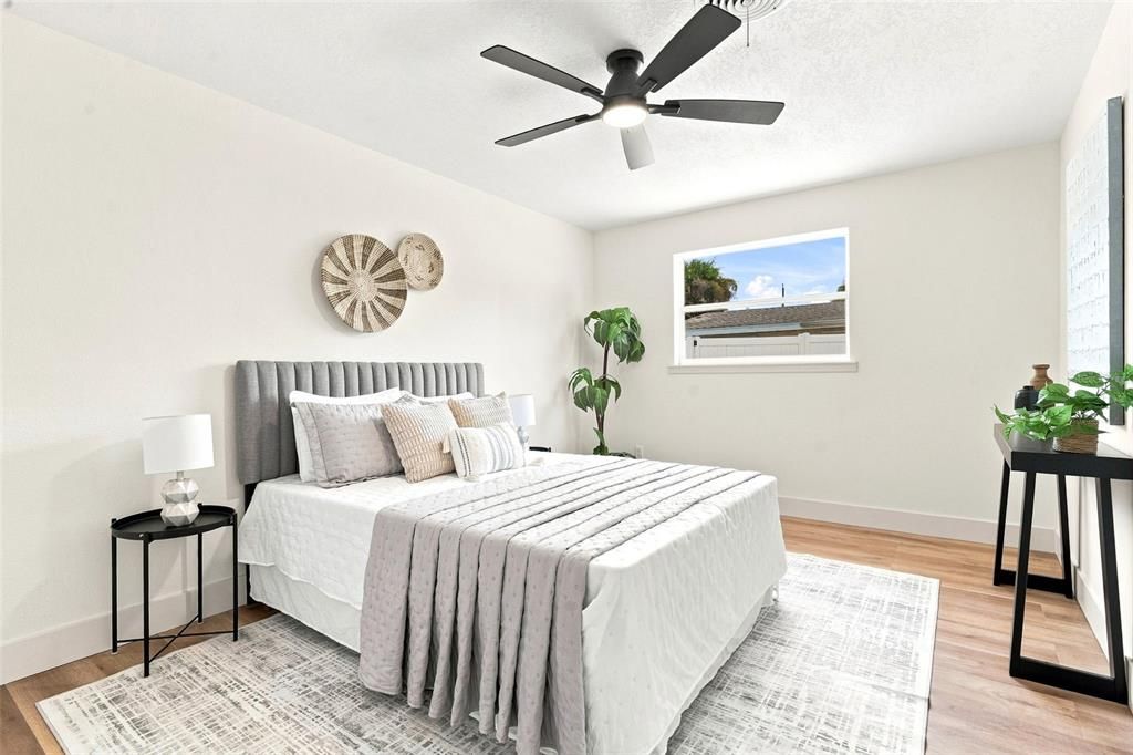 Activo con contrato: $439,000 (4 camas, 3 baños, 1940 Pies cuadrados)
