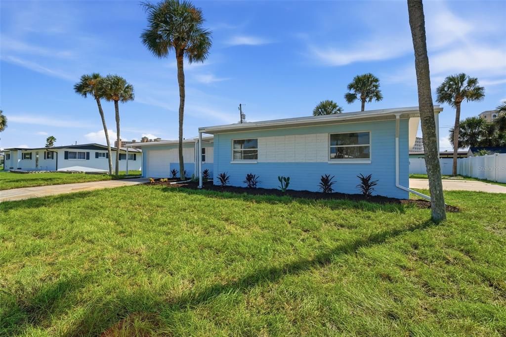 Activo con contrato: $439,000 (4 camas, 3 baños, 1940 Pies cuadrados)