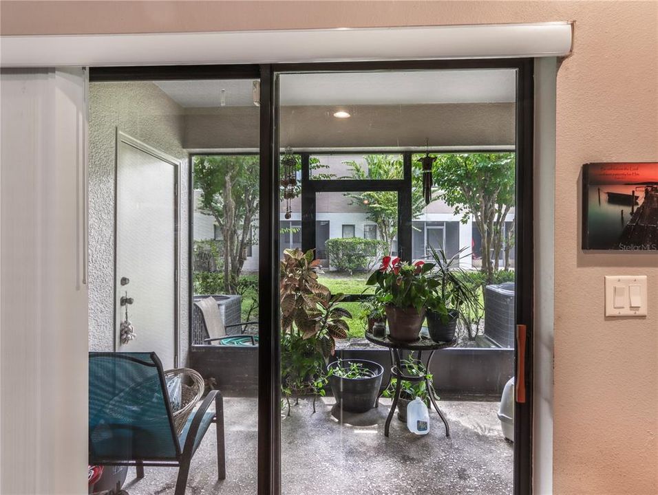 En Venta: $210,000 (2 camas, 2 baños, 1056 Pies cuadrados)