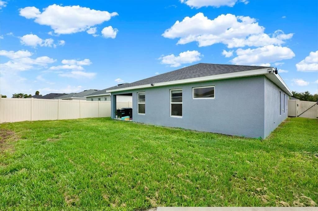 For Sale: $339,000 (4 beds, 2 baths, 1710 Square Feet)