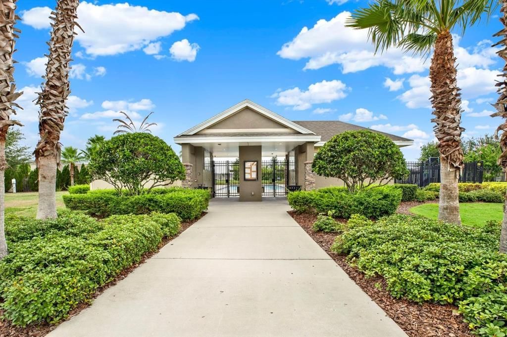 For Sale: $339,000 (4 beds, 2 baths, 1710 Square Feet)