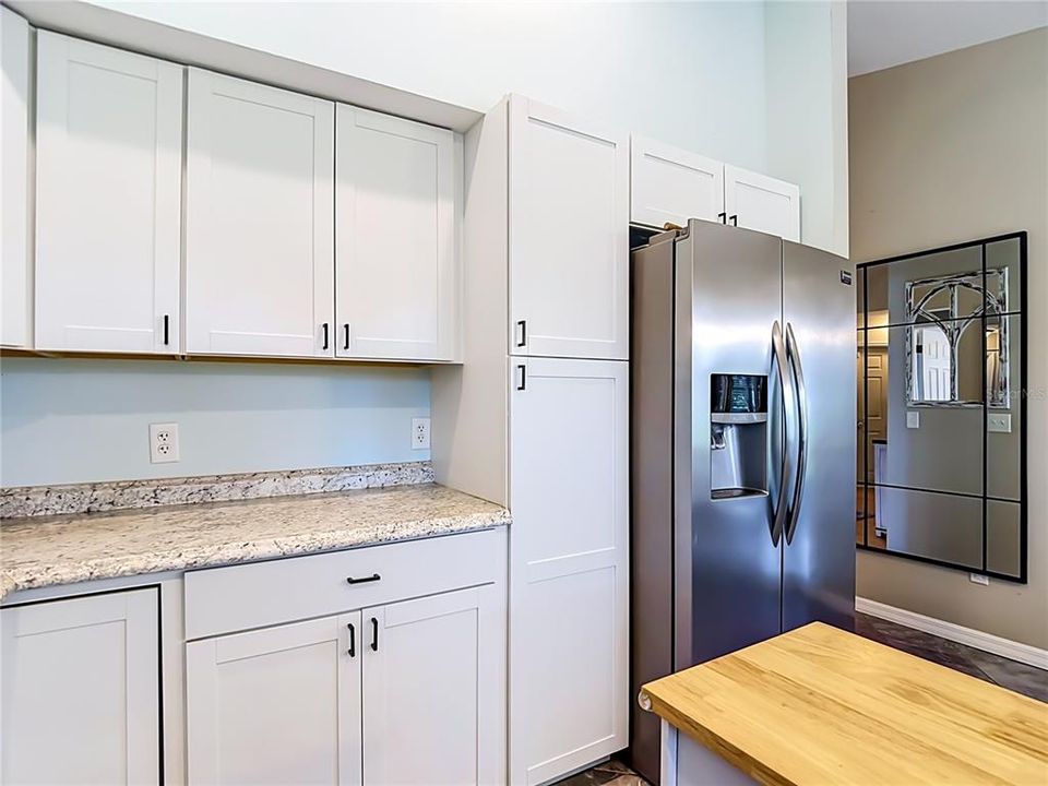 Activo con contrato: $239,500 (2 camas, 2 baños, 979 Pies cuadrados)