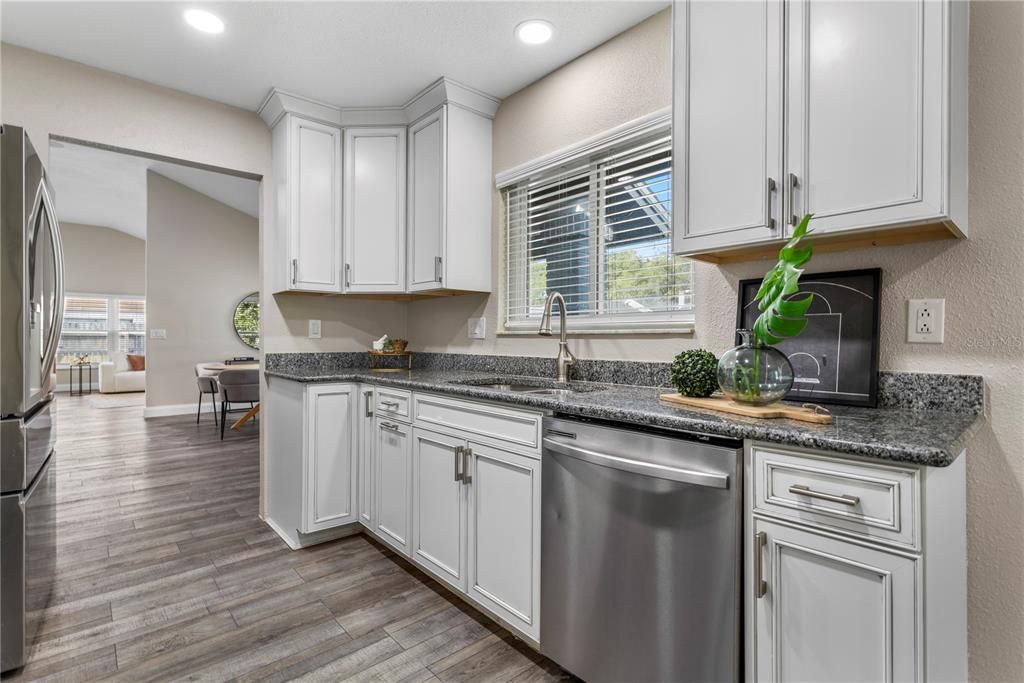En Venta: $425,000 (3 camas, 2 baños, 1747 Pies cuadrados)