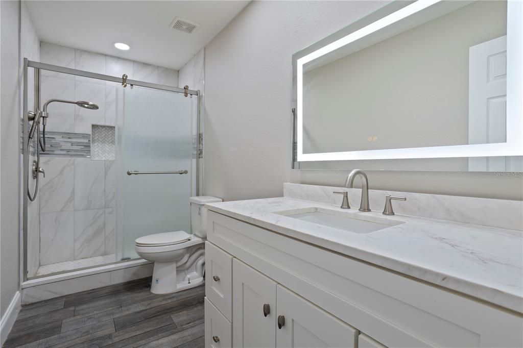 En Venta: $425,000 (3 camas, 2 baños, 1747 Pies cuadrados)