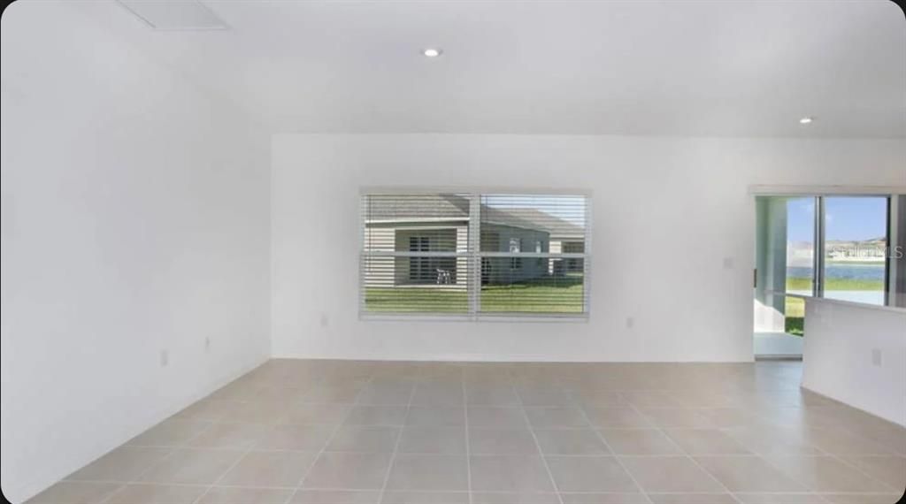 En Venta: $304,807 (3 camas, 2 baños, 1500 Pies cuadrados)