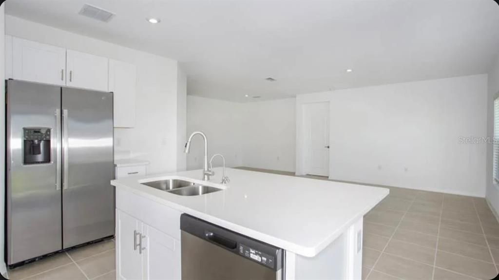 En Venta: $304,807 (3 camas, 2 baños, 1500 Pies cuadrados)