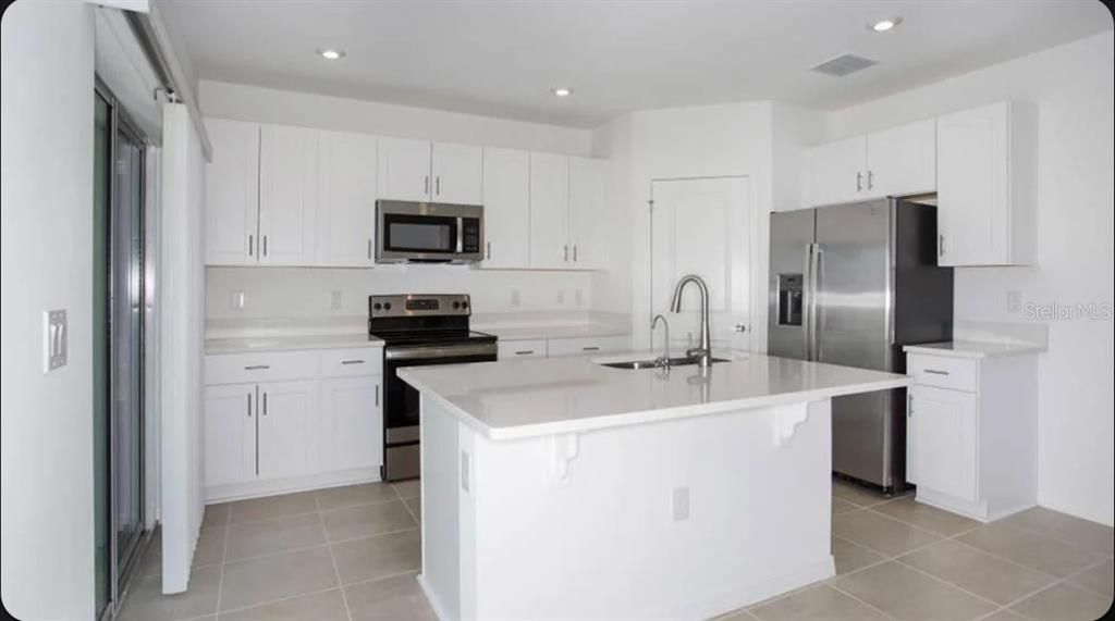 En Venta: $304,807 (3 camas, 2 baños, 1500 Pies cuadrados)