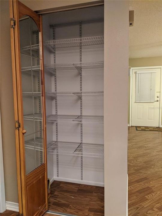 En Venta: $320,000 (3 camas, 2 baños, 1230 Pies cuadrados)
