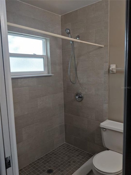 En Venta: $320,000 (3 camas, 2 baños, 1230 Pies cuadrados)