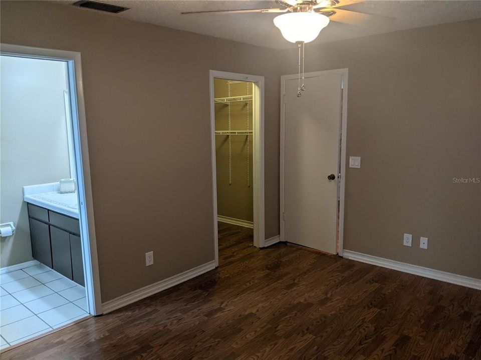 En Venta: $320,000 (3 camas, 2 baños, 1230 Pies cuadrados)