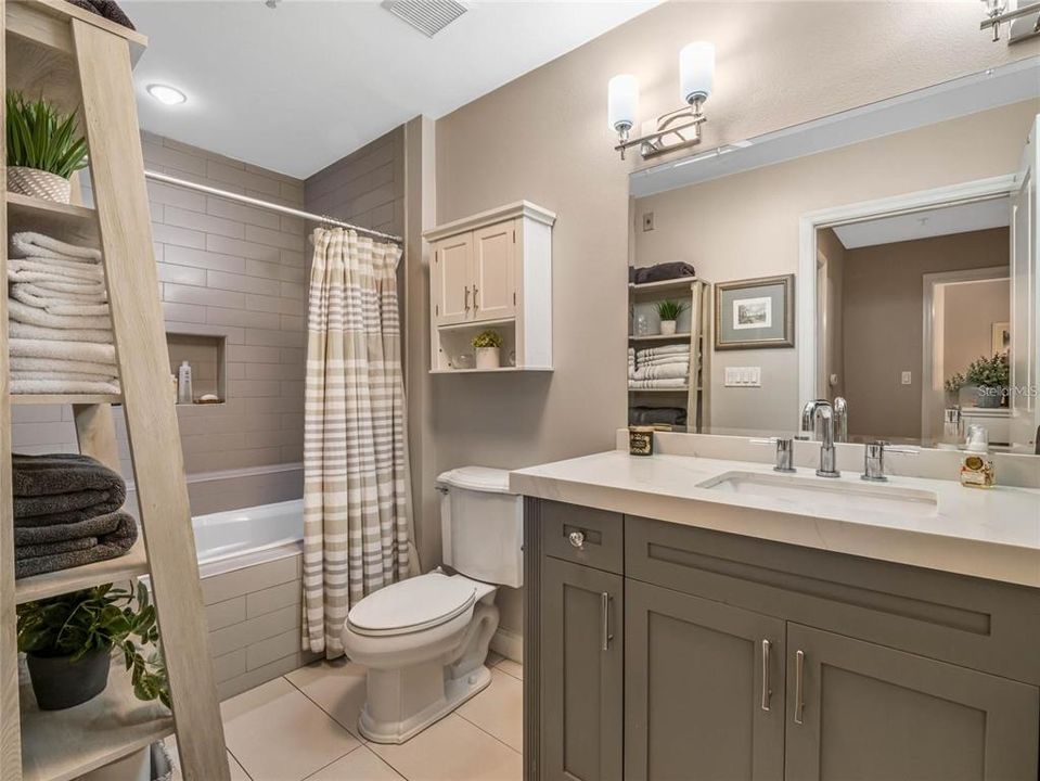 For Rent: $3,650 (2 beds, 2 baths, 1416 Square Feet)
