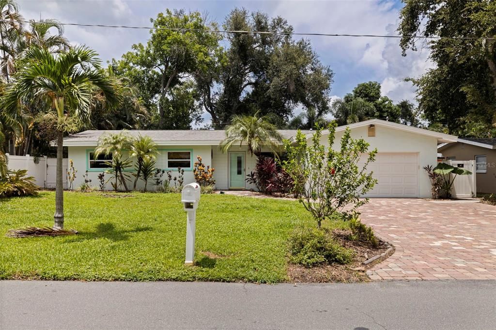 En Venta: $525,000 (3 camas, 2 baños, 1440 Pies cuadrados)