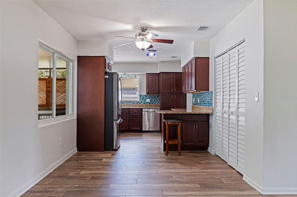 En Venta: $525,000 (3 camas, 2 baños, 1440 Pies cuadrados)