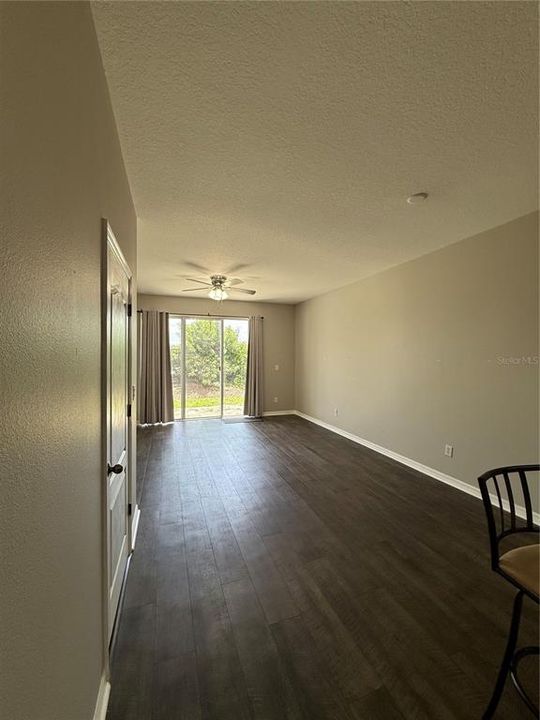 В аренду: $1,950 (2 спален, 2 ванн, 1482 Квадратных фут)