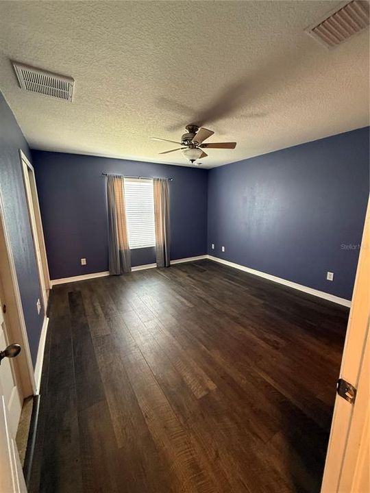 В аренду: $1,950 (2 спален, 2 ванн, 1482 Квадратных фут)