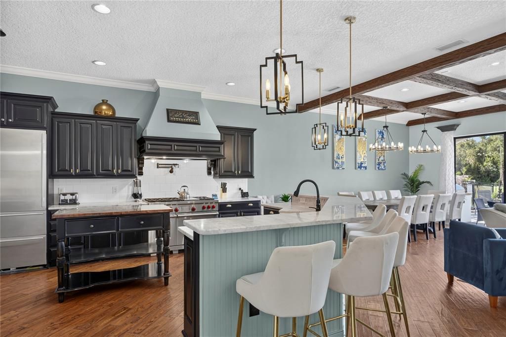 En Venta: $1,499,000 (6 camas, 5 baños, 4643 Pies cuadrados)