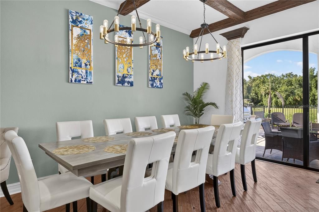 En Venta: $1,499,000 (6 camas, 5 baños, 4643 Pies cuadrados)