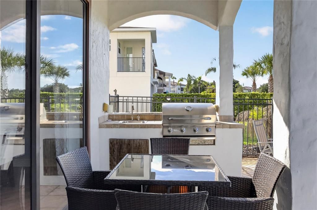 En Venta: $1,499,000 (6 camas, 5 baños, 4643 Pies cuadrados)