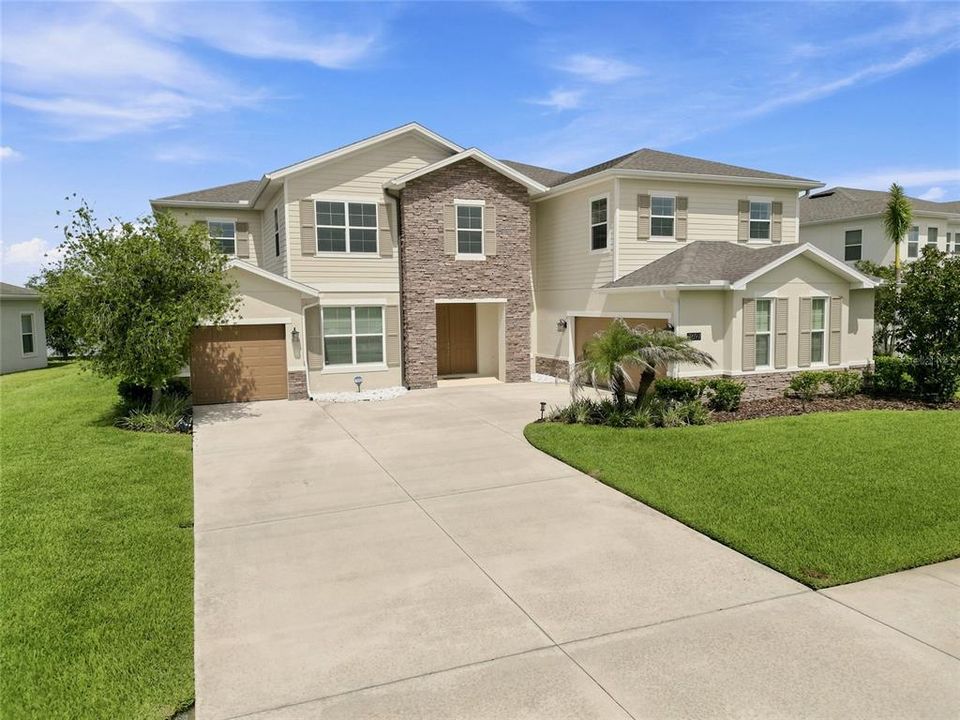 En Venta: $1,000,000 (6 camas, 4 baños, 4449 Pies cuadrados)