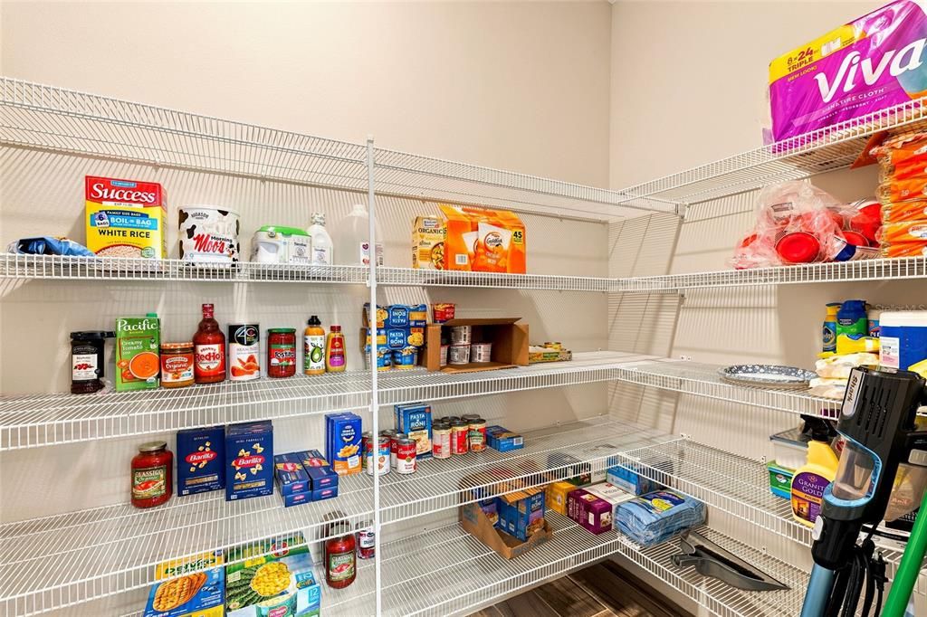 En Venta: $1,000,000 (6 camas, 4 baños, 4449 Pies cuadrados)