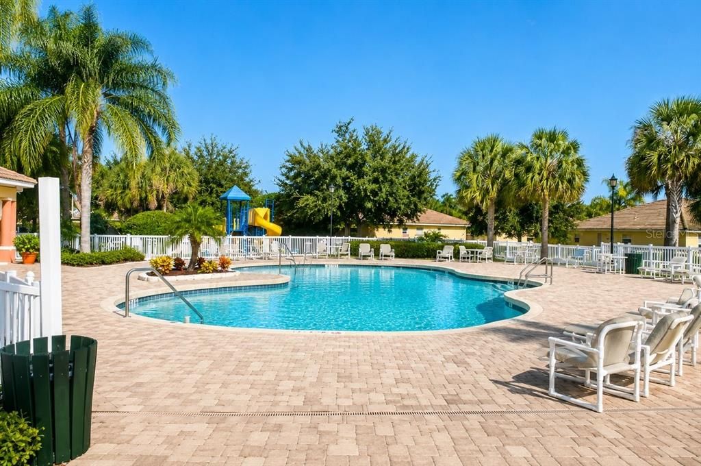 For Rent: $1,800 (3 beds, 2 baths, 1249 Square Feet)