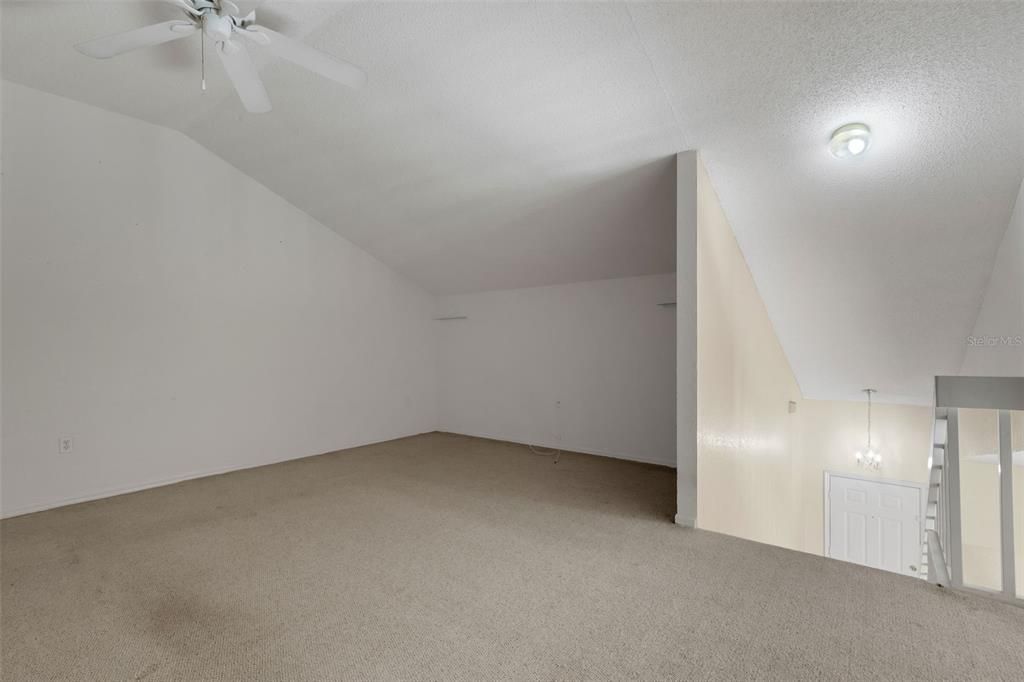 Active With Contract: $239,900 (2 beds, 2 baths, 1381 Square Feet)
