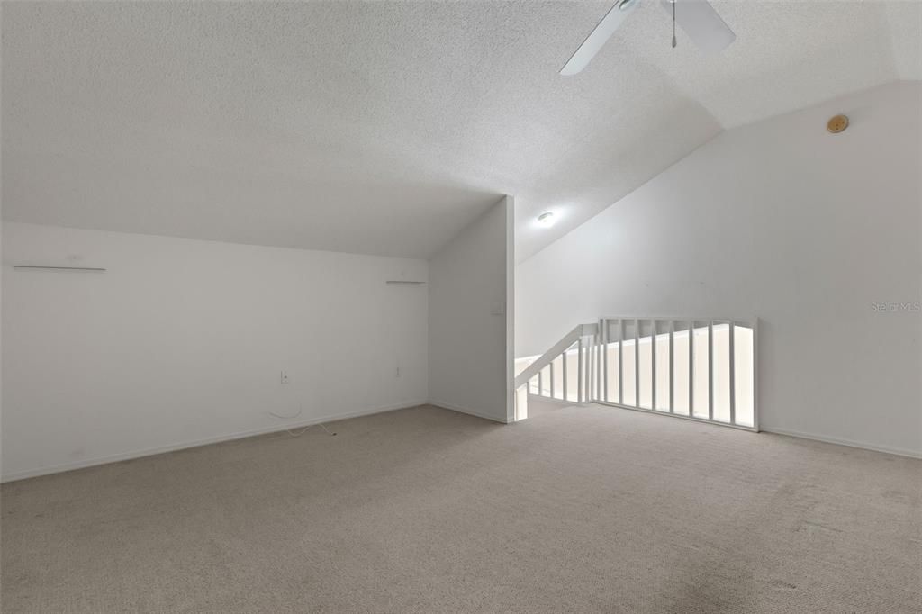 Active With Contract: $239,900 (2 beds, 2 baths, 1381 Square Feet)
