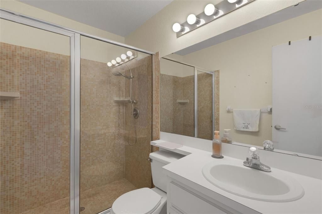 Active With Contract: $239,900 (2 beds, 2 baths, 1381 Square Feet)
