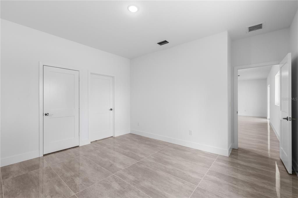 En Venta: $349,900 (4 camas, 2 baños, 1632 Pies cuadrados)