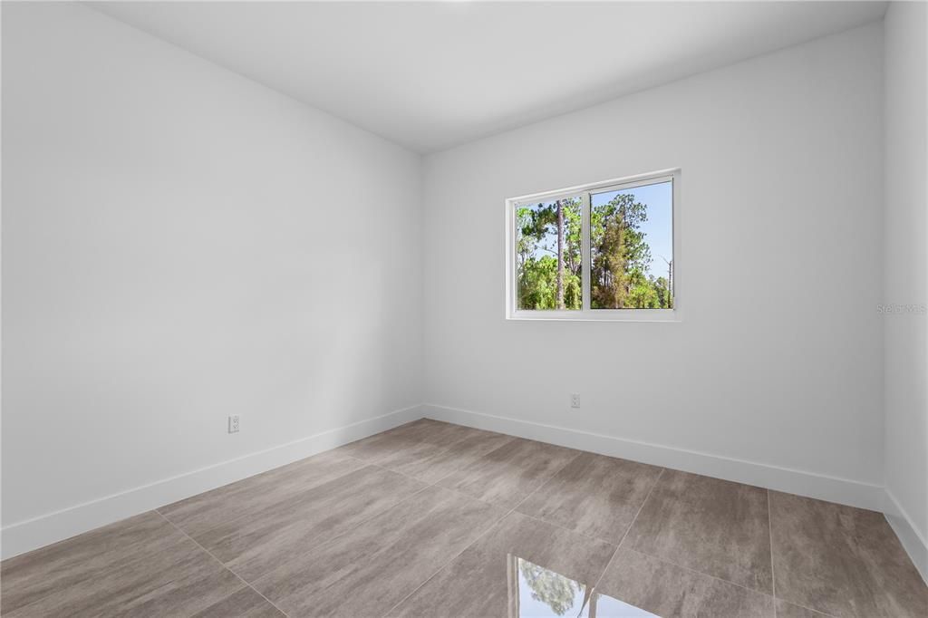 En Venta: $349,900 (4 camas, 2 baños, 1632 Pies cuadrados)
