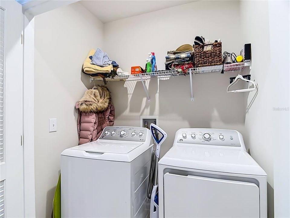 На продажу: $325,000 (3 спален, 2 ванн, 1440 Квадратных фут)